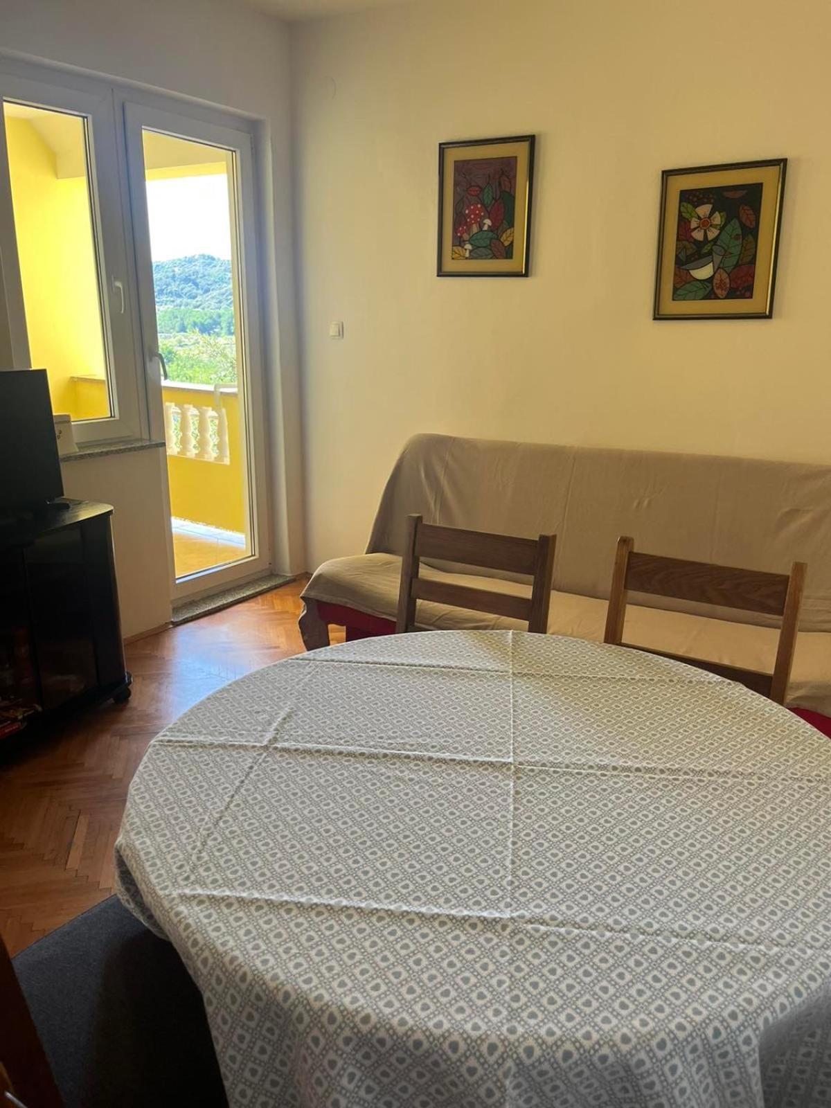 Apartment Dumicic *